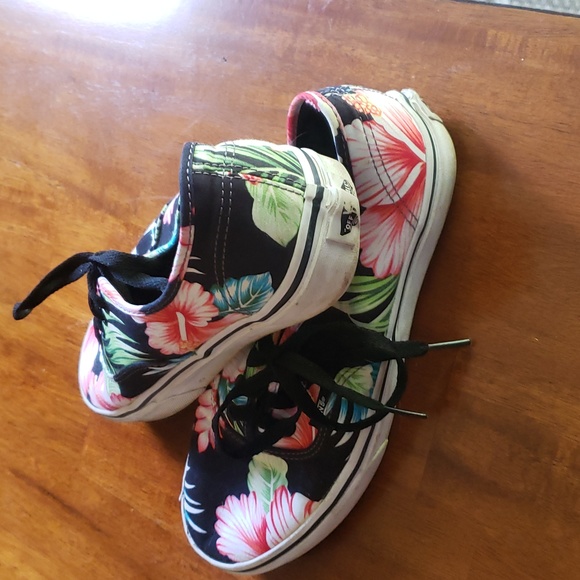 Vans Women Authentic Hawaiian Floral Print Skate Shoe Size 7 - Picture 2 of 3